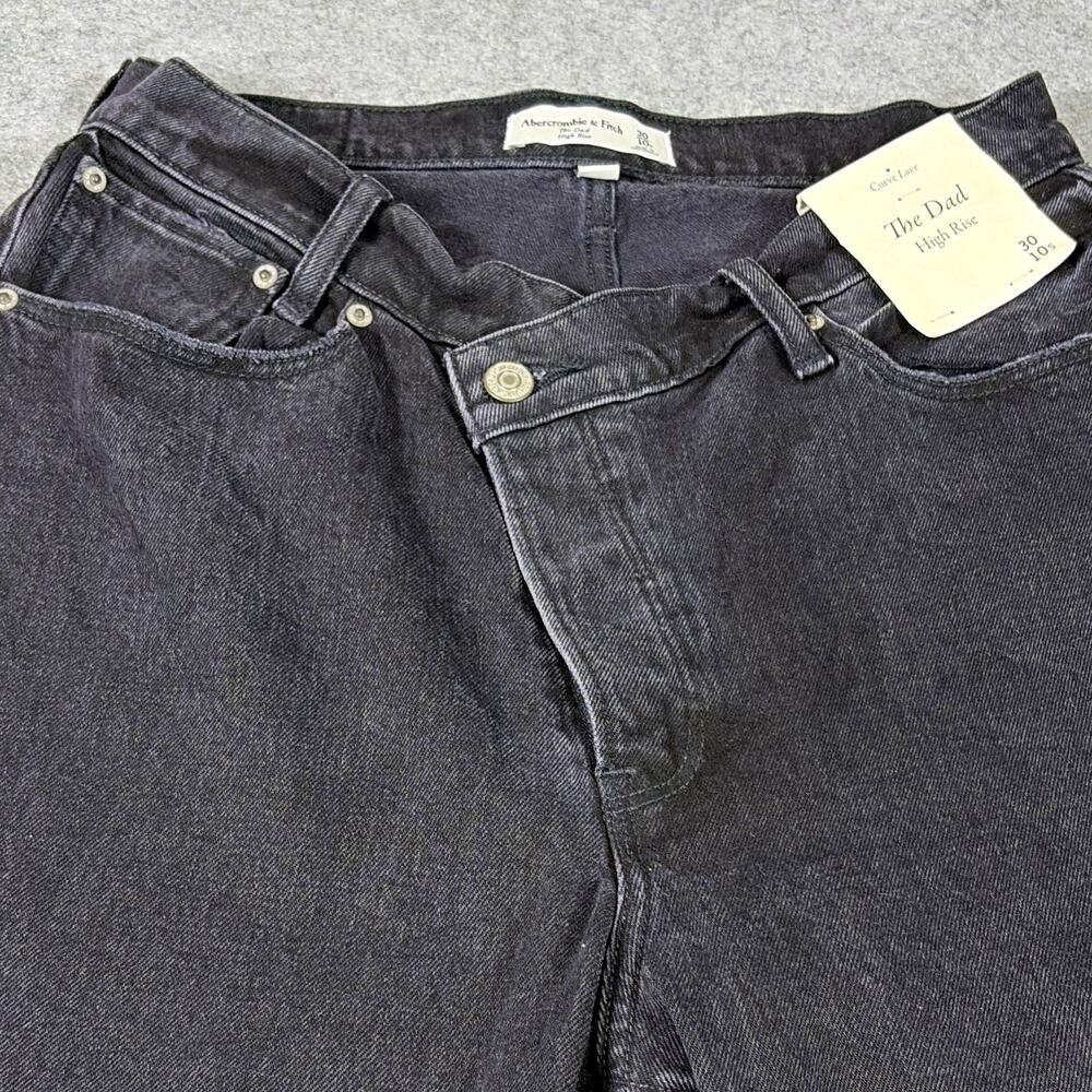 Abercrombie & Fitch Curve Love Straight High Rise Jeans 30 asymmetrical waist